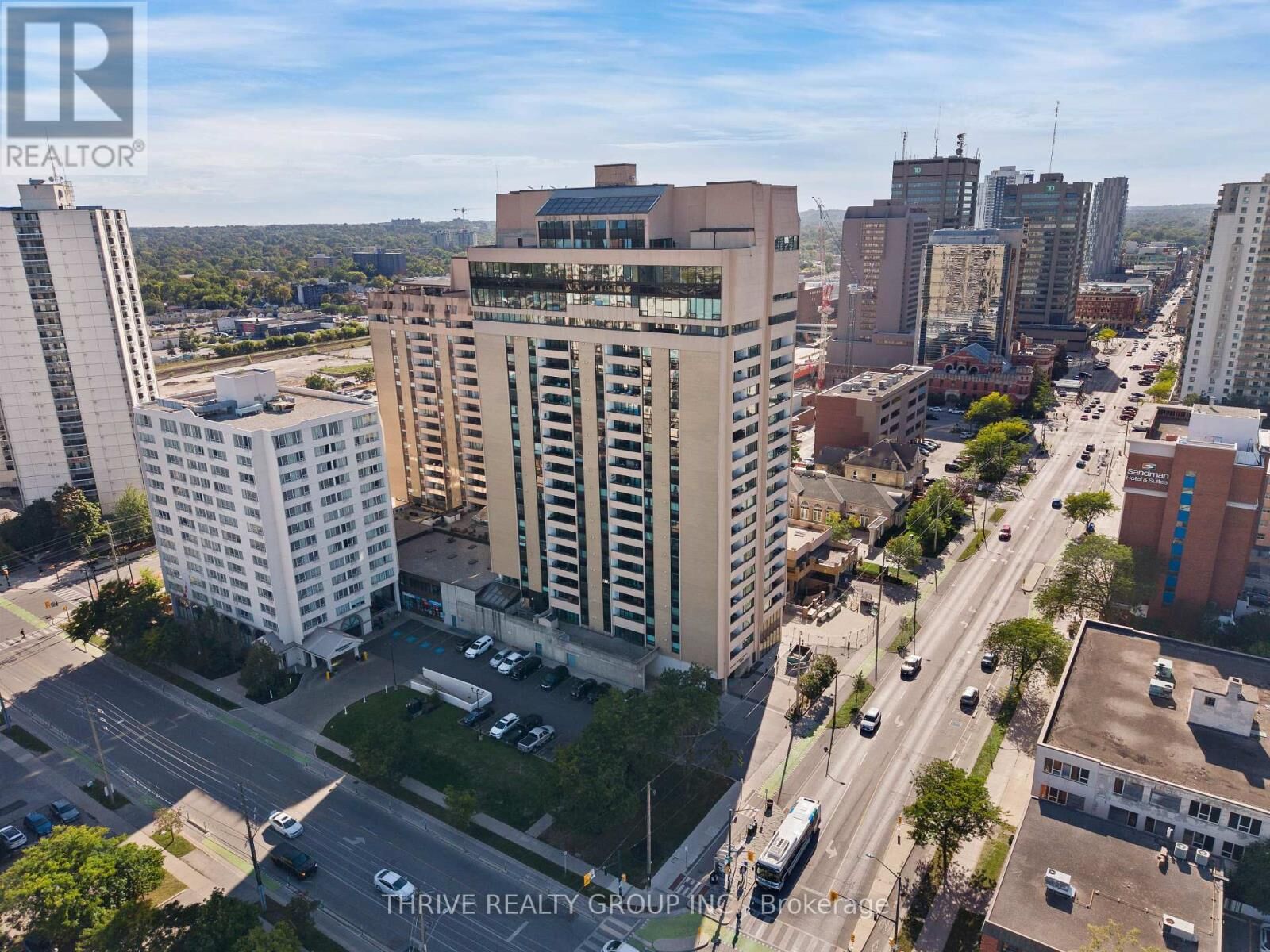 Property Photo:  389 Dundas Street 904  ON N6B 3L5 