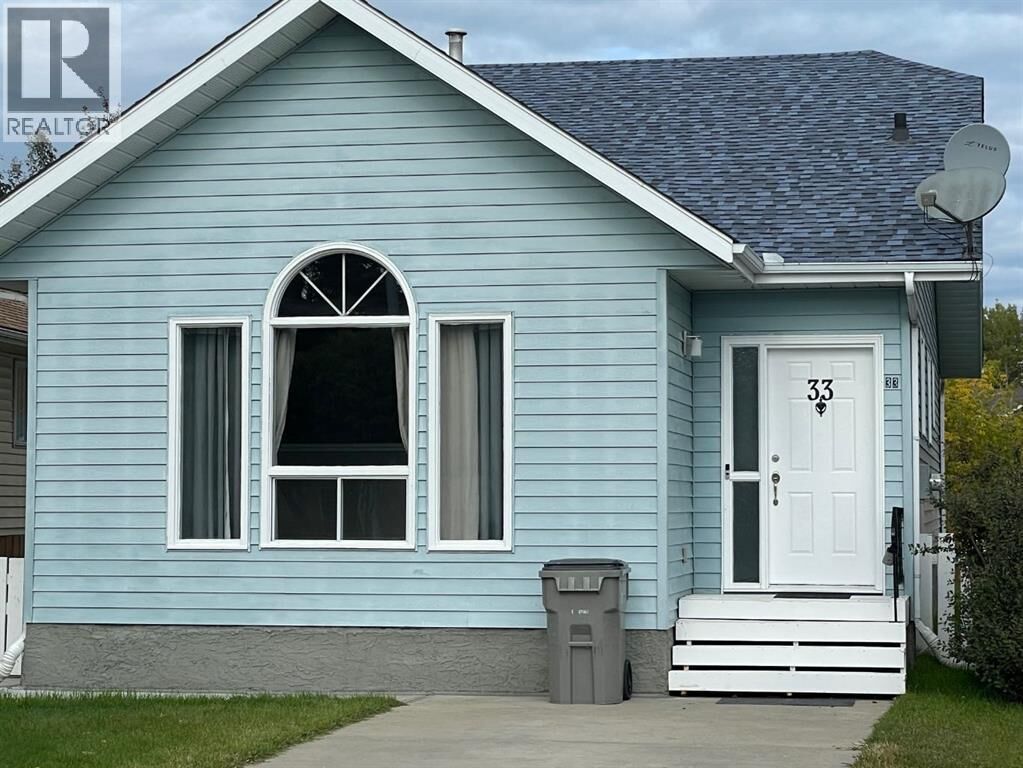 Property Photo:  33 Graham Road  AB T7S 1B7 
