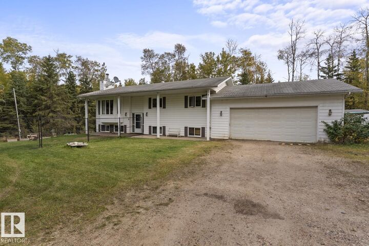 Property Photo: 549 60017 Rng Road 110 A AB T0A 0C0