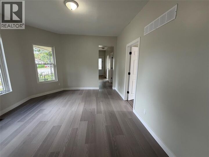 Property Photo:  279 Mitton Street South  ON N7T 3E4 