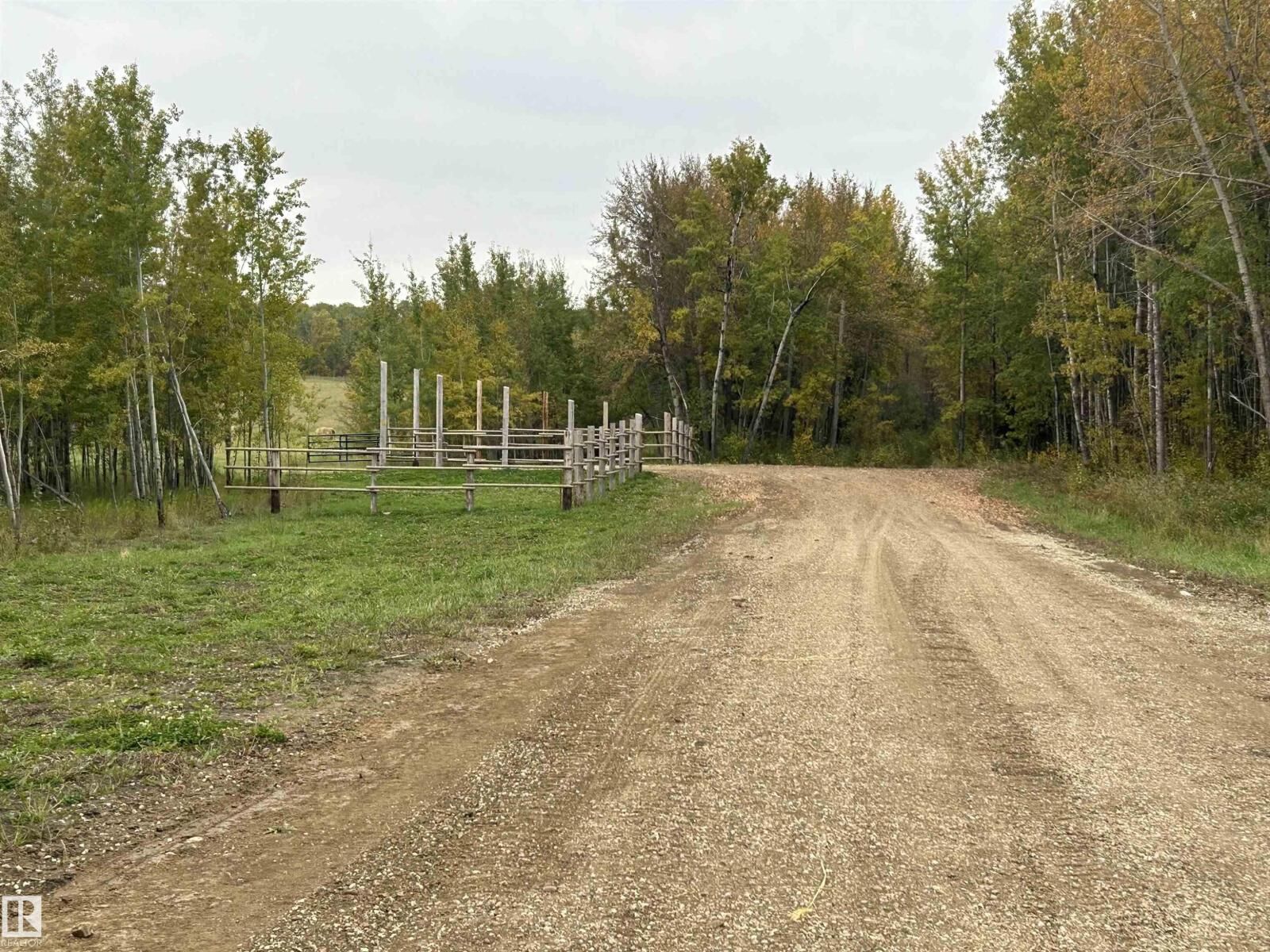 Property Photo:  RR 20 Twp 544  AB T0E 1G0 