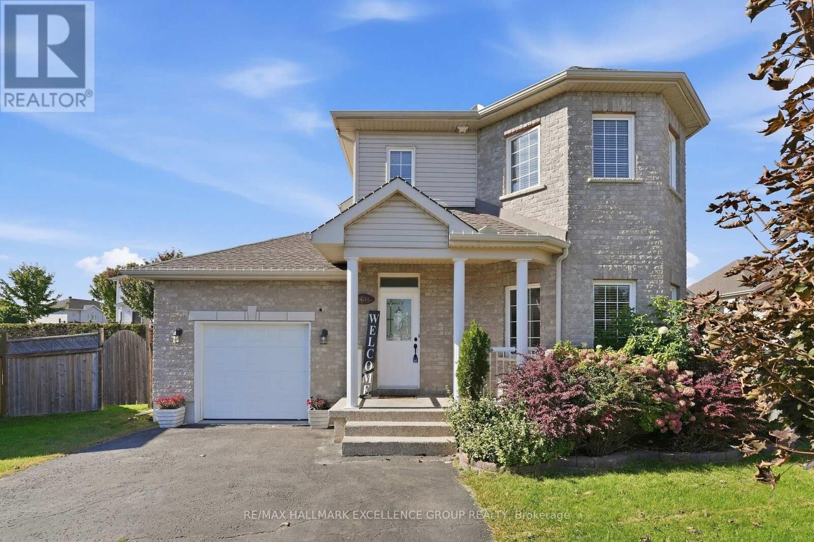 Property Photo:  1611 Sebastien Crescent  ON K4K 1V9 