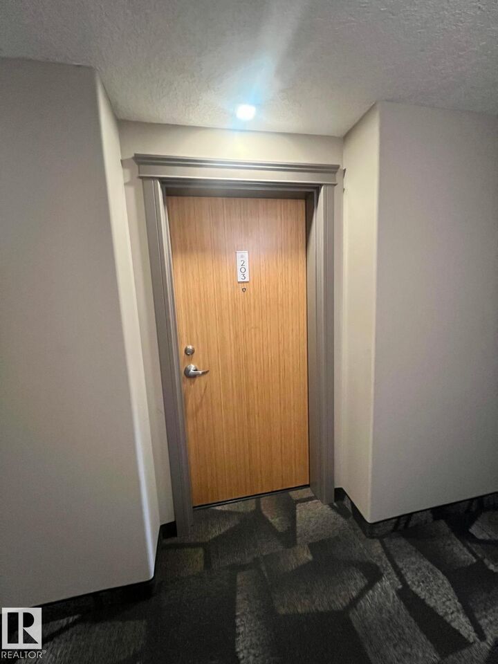 Property Photo:  7508 Getty Gate NW 203  AB T5T 7E6 
