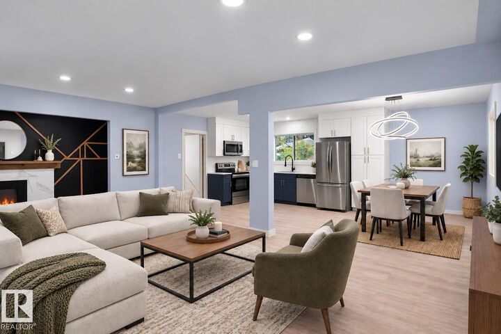 Property Photo:  7501 95 Avenue NW  AB T6C 1X4 