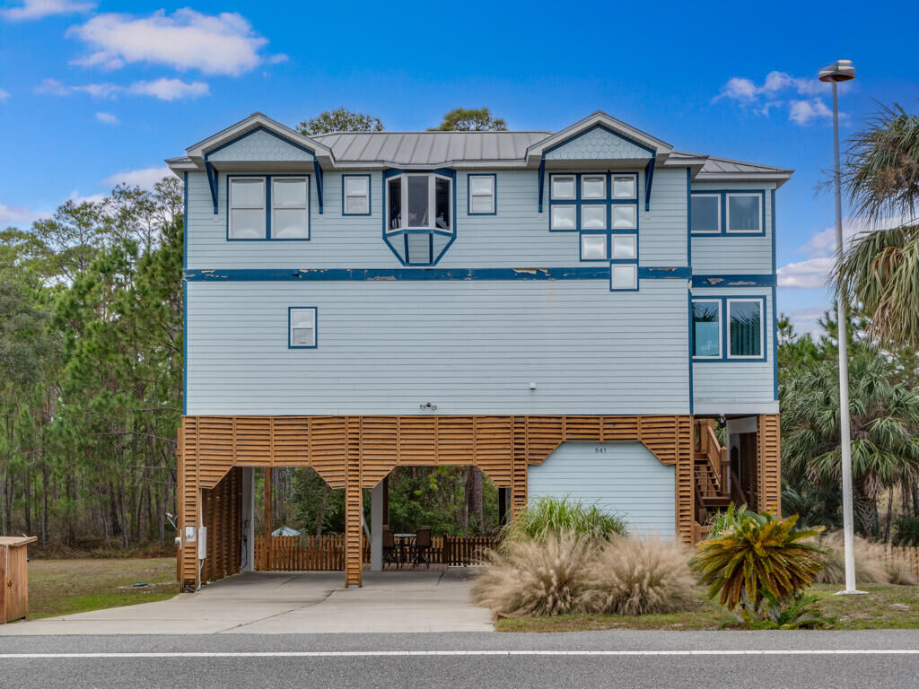 Property Photo: 641 Bald Point Rd FL 32346