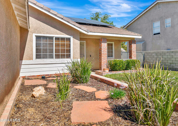 Property Photo:  1737 Minter Way  CA 93534 