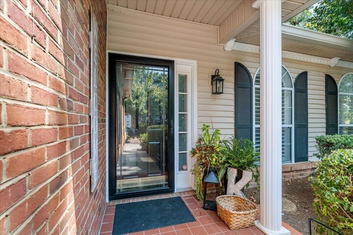 Property Photo:  1698 Pin Oak Drive  GA 30721 