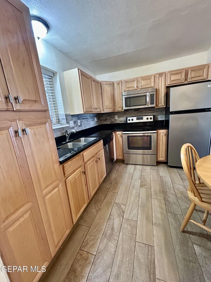 Property Photo:  4433 N Stanton Street 351 F  TX 79902 