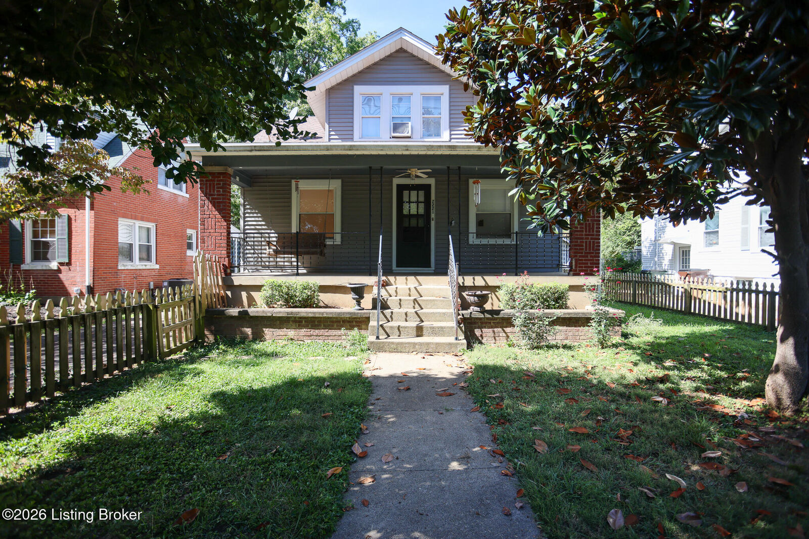 Property Photo:  2221 Beargrass Ave  KY 40218 