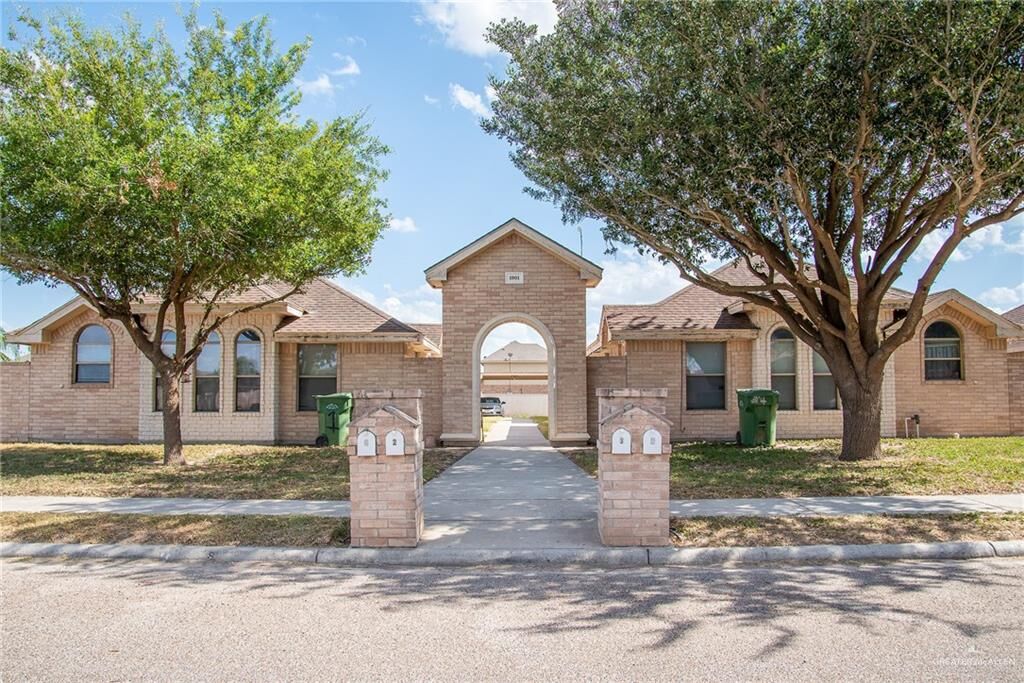 Property Photo:  1001 Cedarwood Drive  TX 78582 