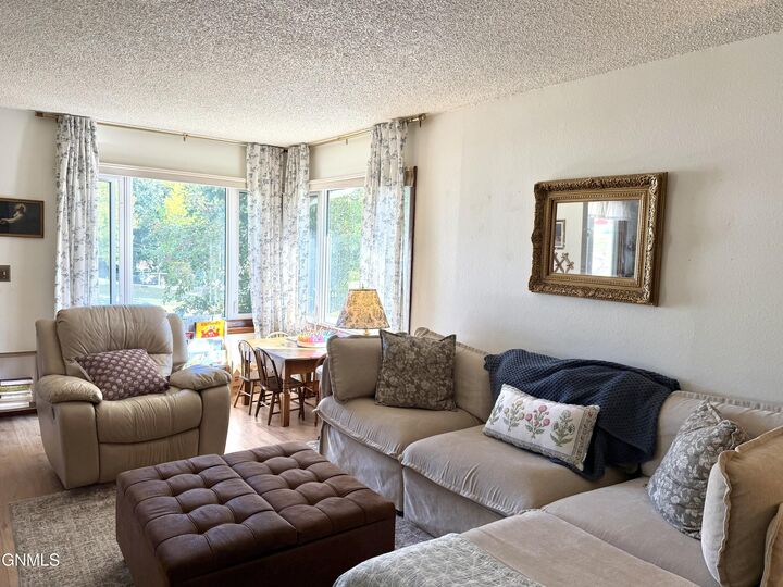 Property Photo:  610 N 25th Street  ND 58501 