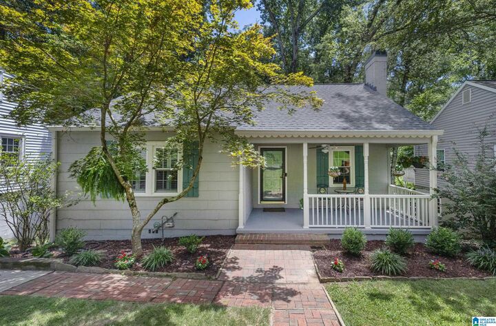 Property Photo:  1833 Windsor Boulevard  AL 35209 