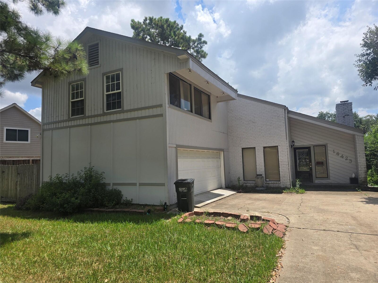 Property Photo:  14423 Sugar Mill Circle  TX 77095 