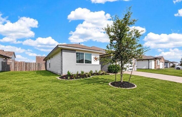 Property Photo:  1710 Mountain Echo Drive  TX 77469 