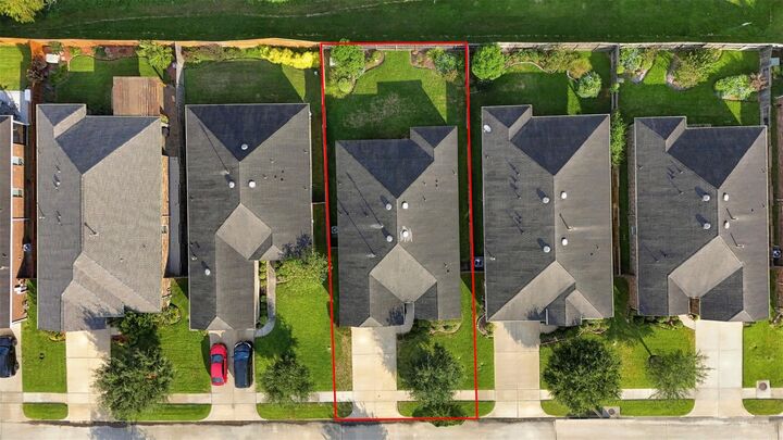 Property Photo:  677 Tenuta Lane  TX 77573 