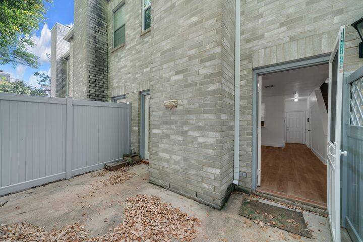 Property Photo:  6000 Reims Road 4103  TX 77036 