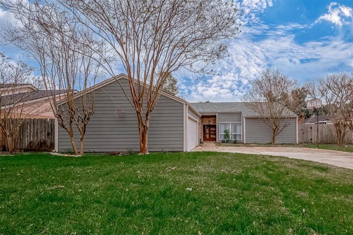 Property Photo:  1031 Powder River Drive  TX 77450 