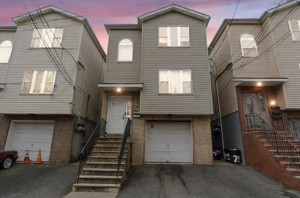 Property Photo: 73 Woodlawn Ave 2 NJ 07305