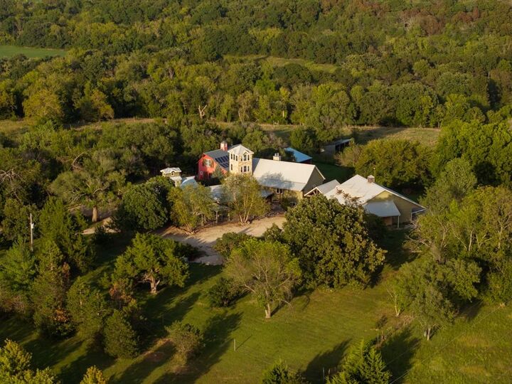Property Photo: 2347 Oregon Terrace KS 66079