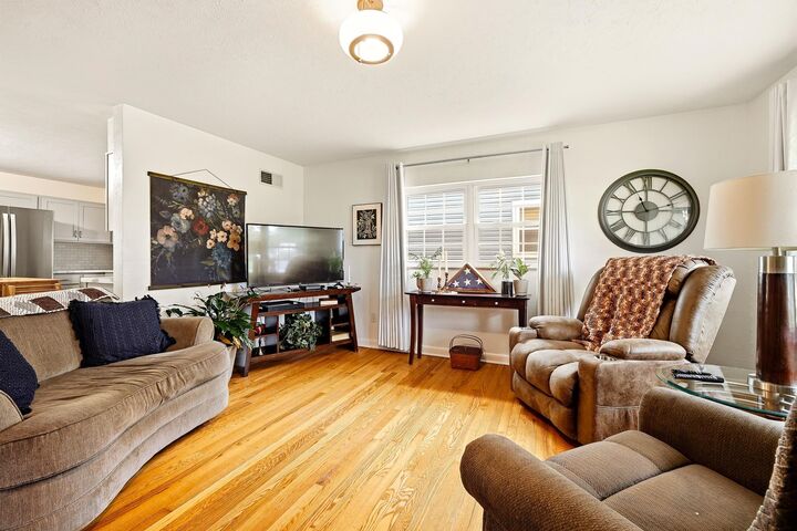 Property Photo: 374 Rosalind Road WV 25705