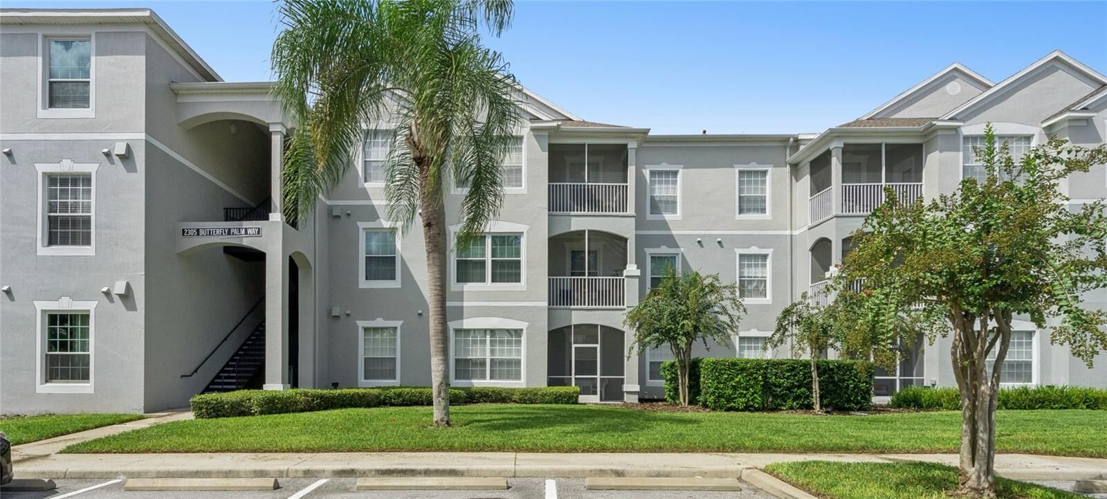 Property Photo: 2305 Butterfly Palm Way 102 FL 34747