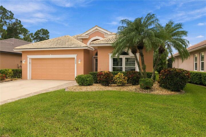 Property Photo: 1542 San Ysidro Way FL 34285