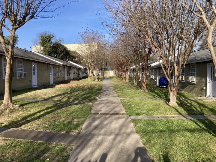 Property Photo:  455 Pursley Street B23  GA 31201 