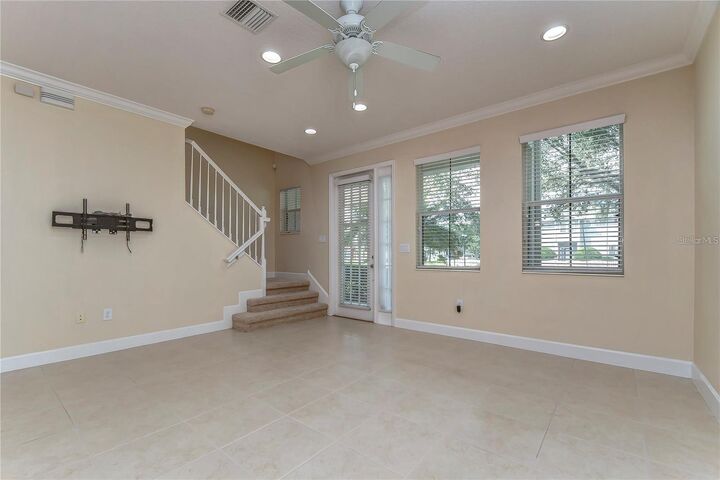 Property Photo: 6114 Fishhawk Crossing Boulevard FL 33547
