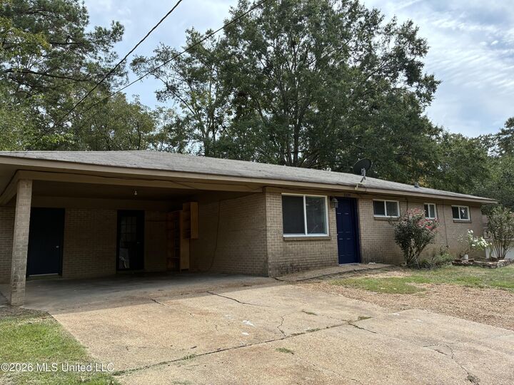 Property Photo: 3339 Patterson Drive MS 39208