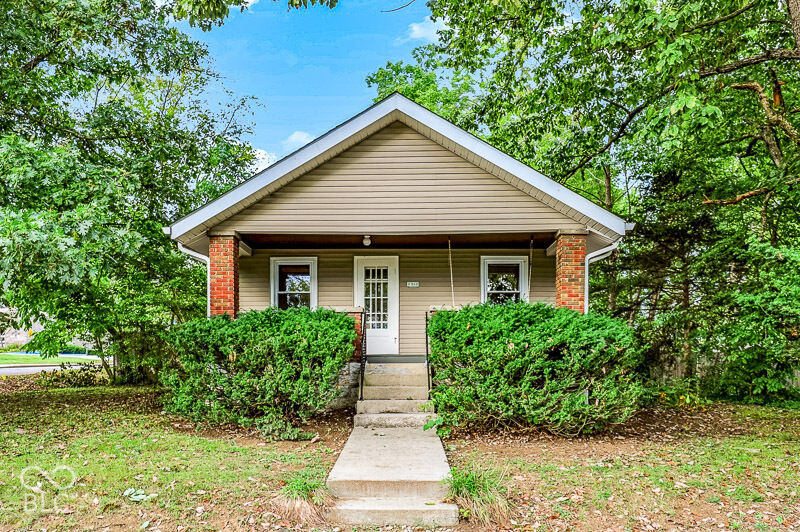 Property Photo:  2312 S Ford Avenue  IN 47403 
