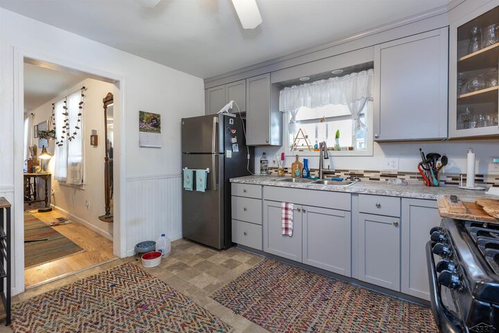 Property Photo:  411 S Jackson Street  MI 48708 