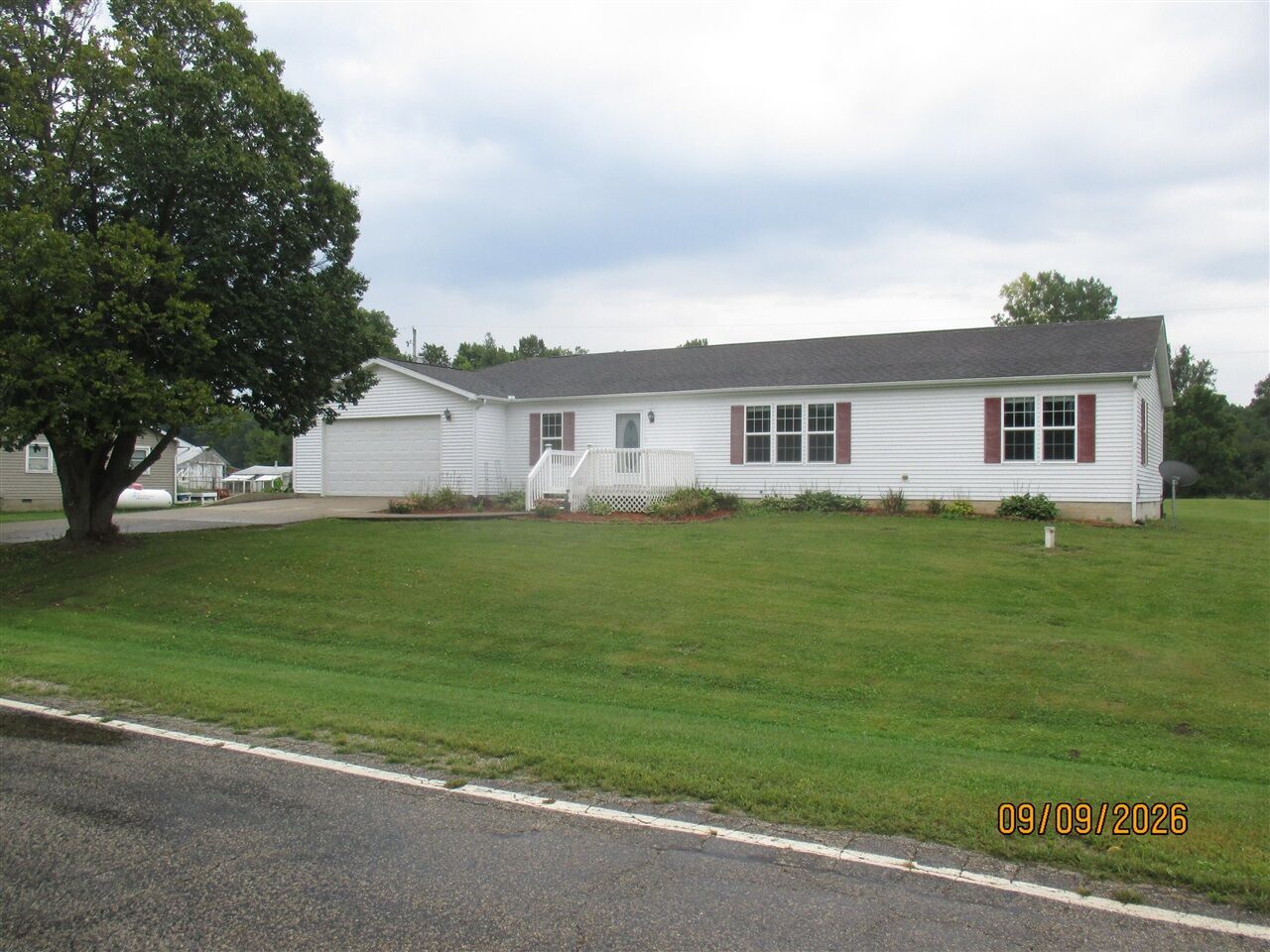 Property Photo:  7561 Arkansaw Road  MI 49227-9581 