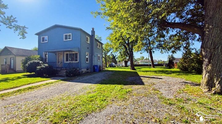 Property Photo:  40 Kessler Street  MI 48162 
