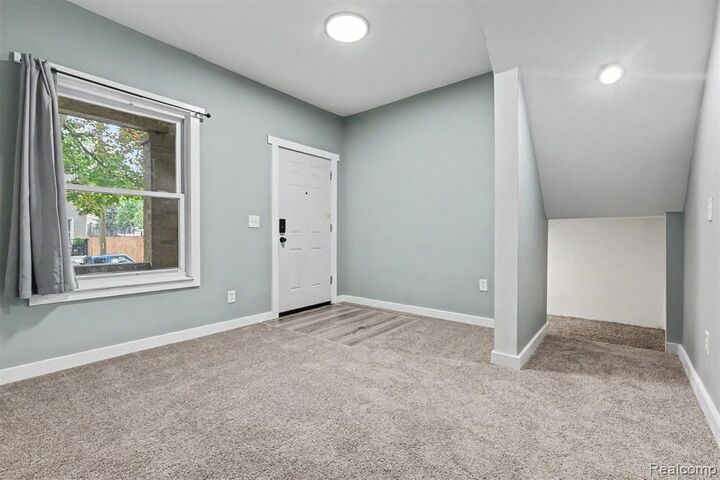 Property Photo:  8397 Lane Street  MI 48209 3427 
