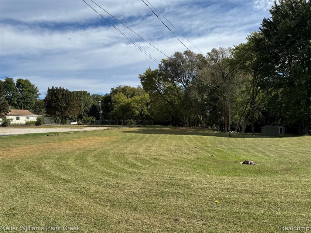 Property Photo: 7200 Lakeshore Road MI 48059 1942