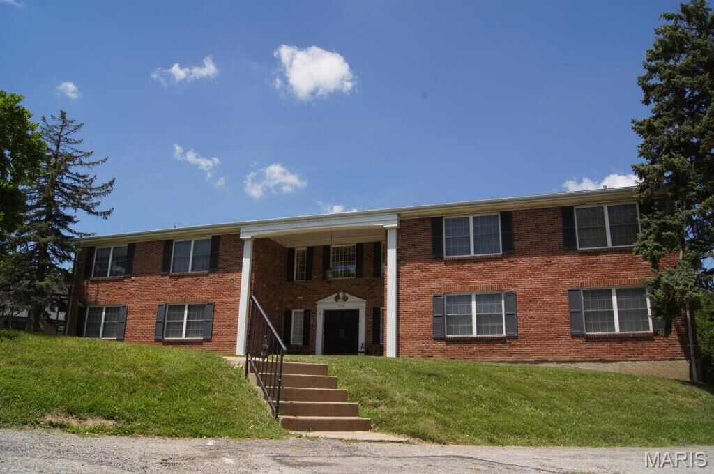 Property Photo: 1046 Kehrs Mill Road MO 63011
