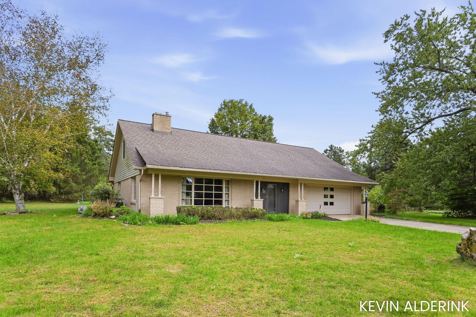 Property Photo: 3427 Hubbard Street MI 49419