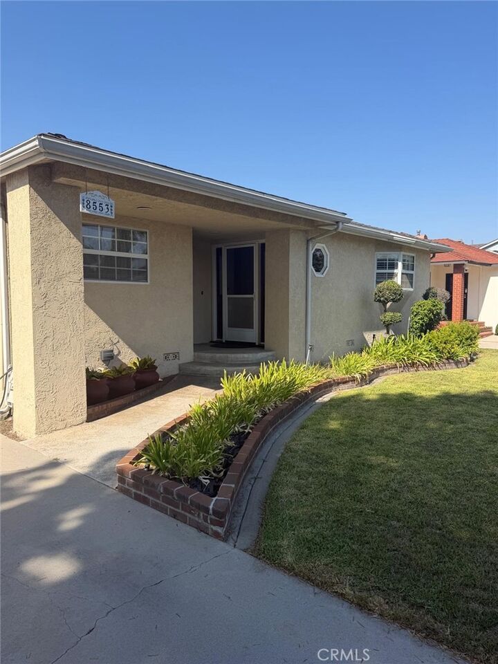 Property Photo:  8553 Lowman  CA 90240 