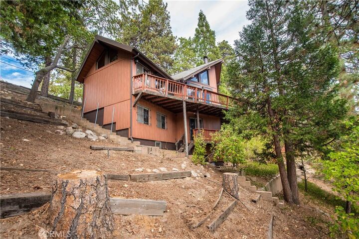 Property Photo: 24 Fredalba CA 92382