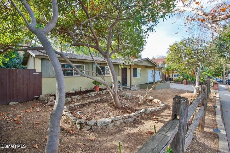 Property Photo:  807 Talbert Avenue  CA 93065 