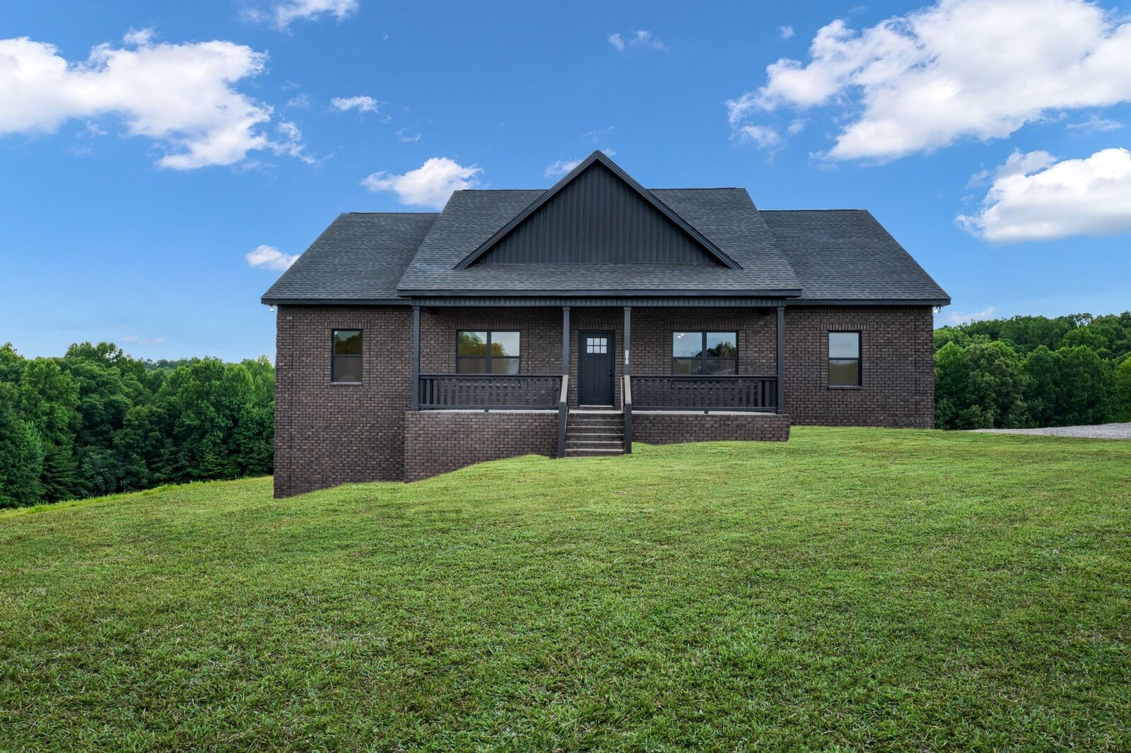 Property Photo: 2010 Lafayette Rd TN 37150