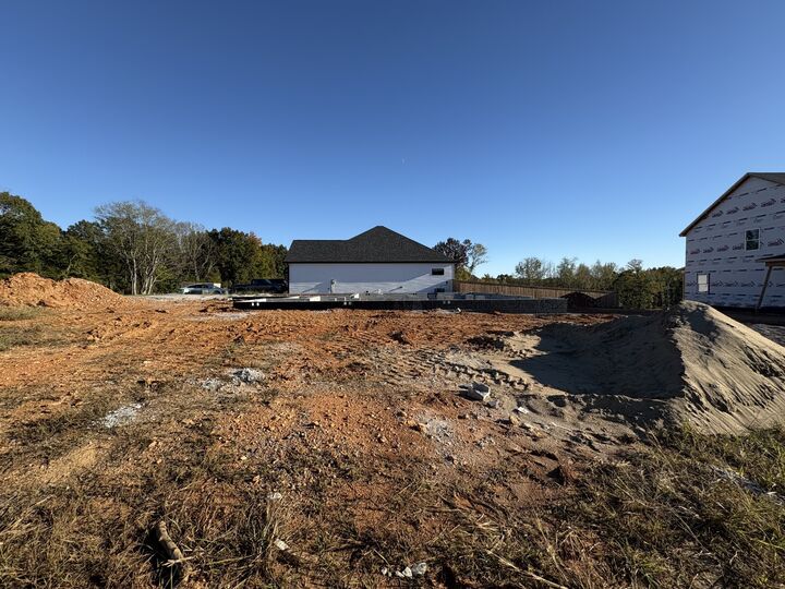 Property Photo: 1072 Whispering Pines Way TN 37043