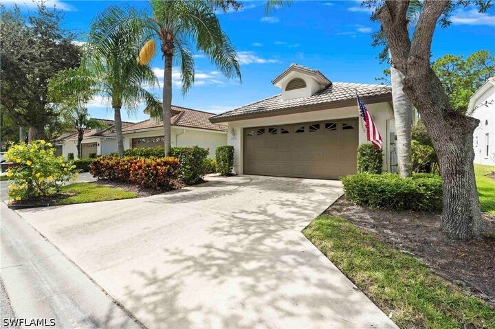 Property Photo:  8033 San Vista Circle 12R  FL 34109 