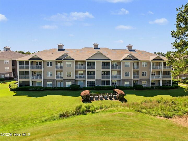 Property Photo: 250 Woodlands Way Unit 14 NC 28467