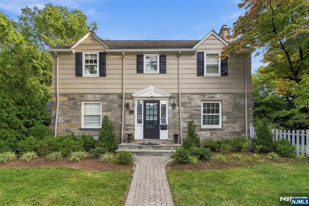 Property Photo:  49 Highland Road  NJ 07452 