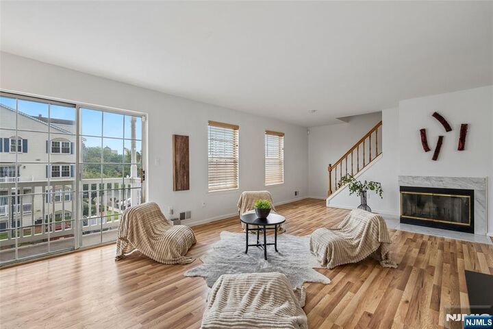 Property Photo:  26 Seton Hall Drive 514  NJ 07103 