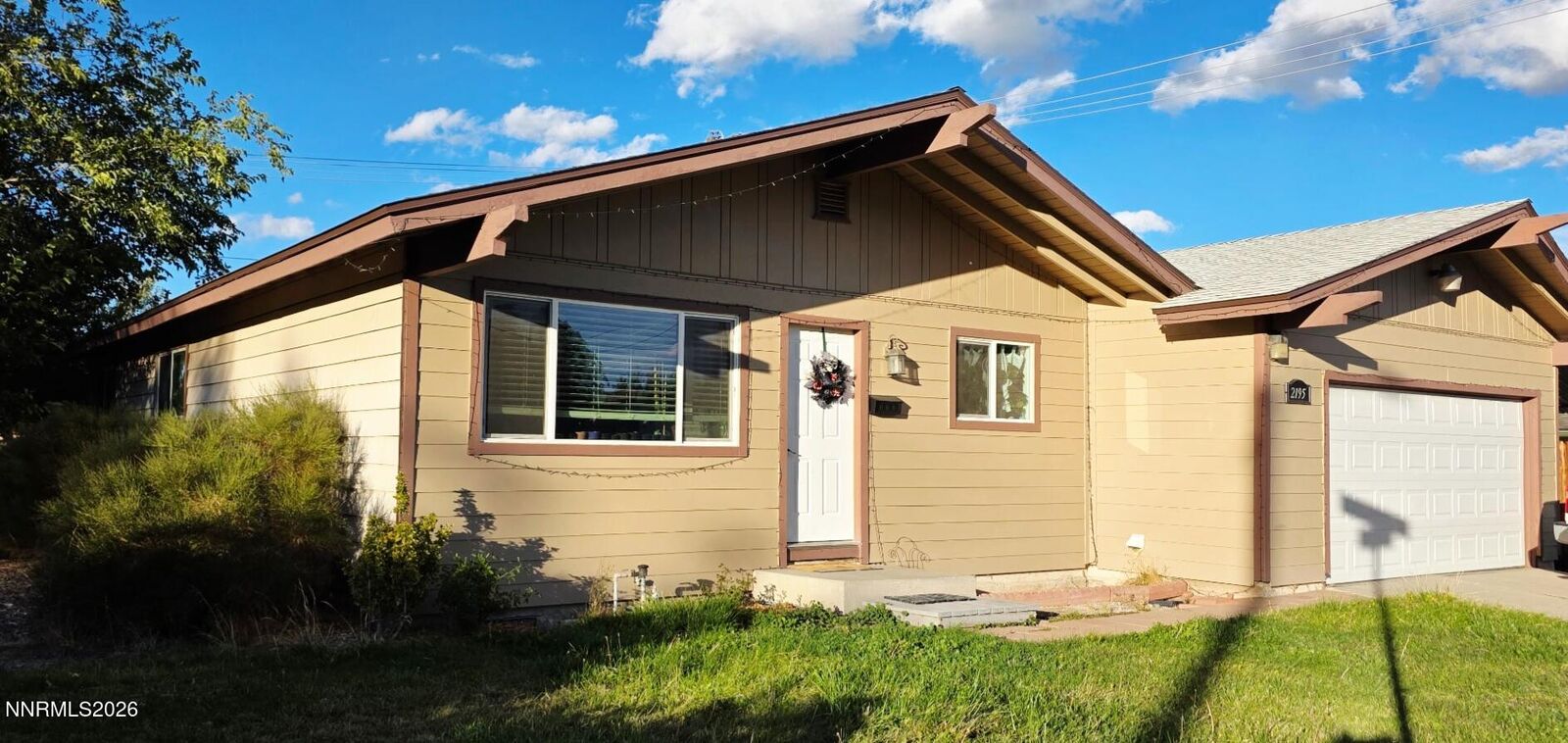 Property Photo:  2195 Prince Way  NV 89503 