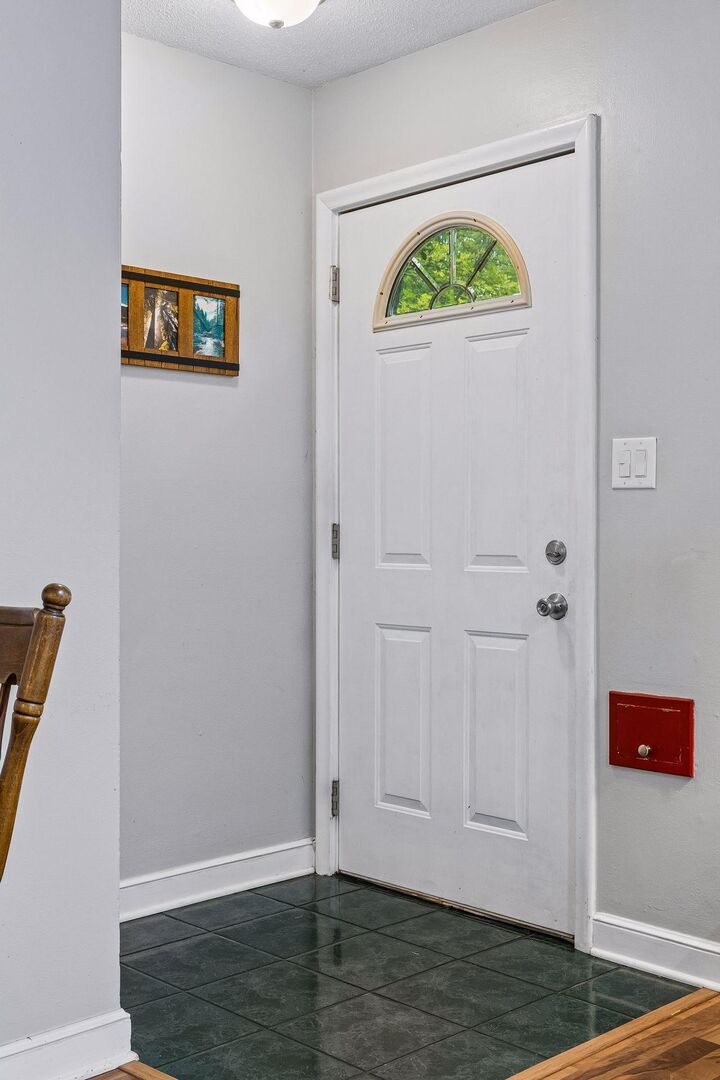 Property Photo:  180 Westchester Drive  MN 55118 