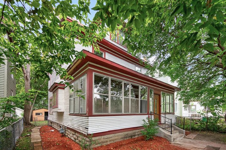 Property Photo:  3334 Stevens Avenue  MN 55408 