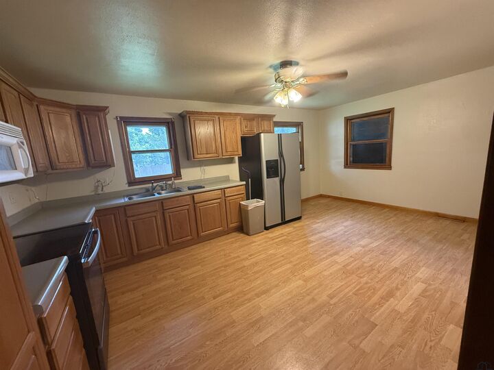 Property Photo:  304 7th Avenue  NE 68776 